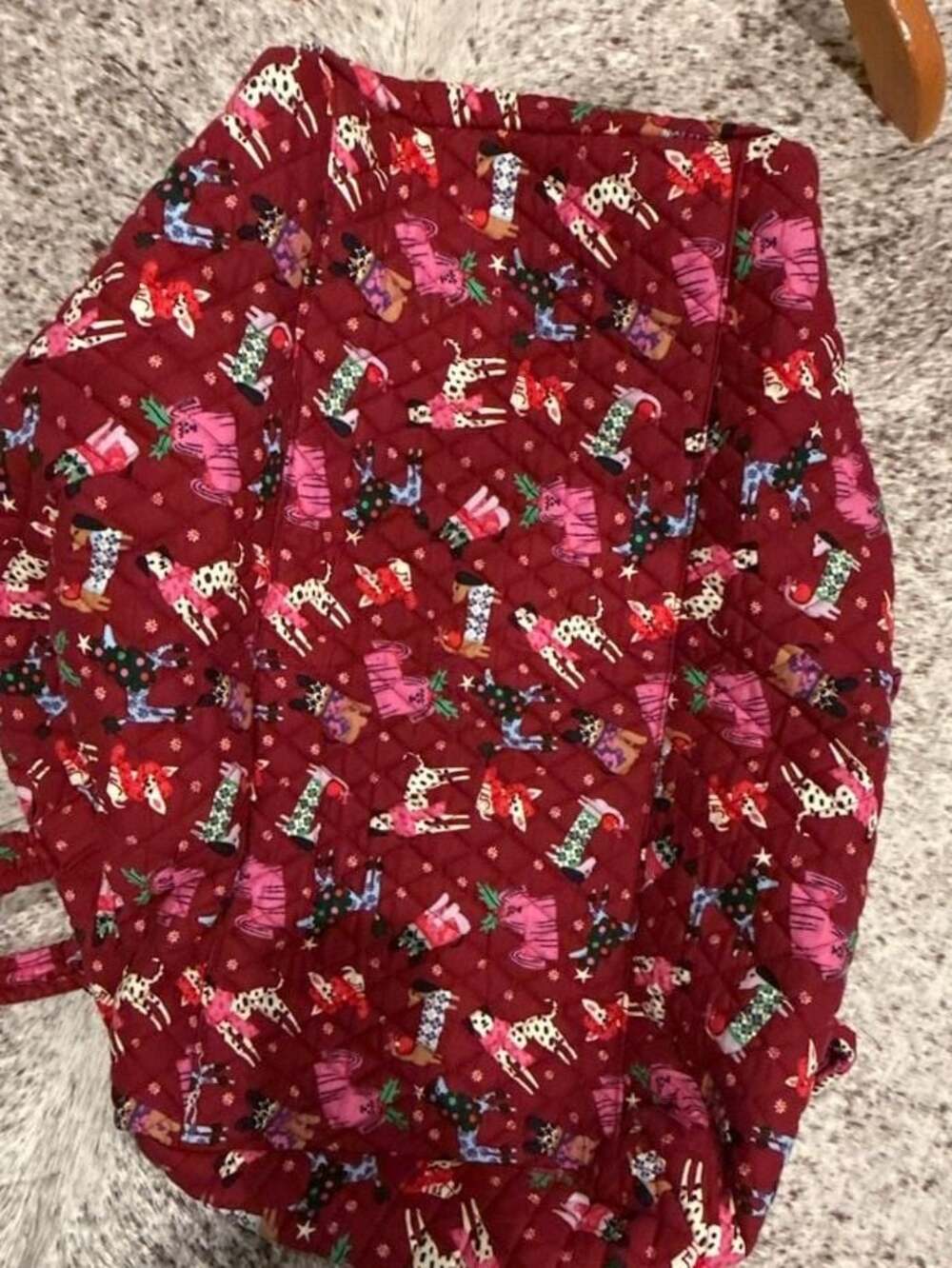Vera Bradley Grand Tote Holiday Hounds Christmas Dogs Quilted Bag - Picture 7 of 14